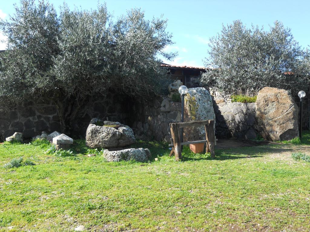 Sagama Agriturismo Su Nuratoluヴィラ エクステリア 写真